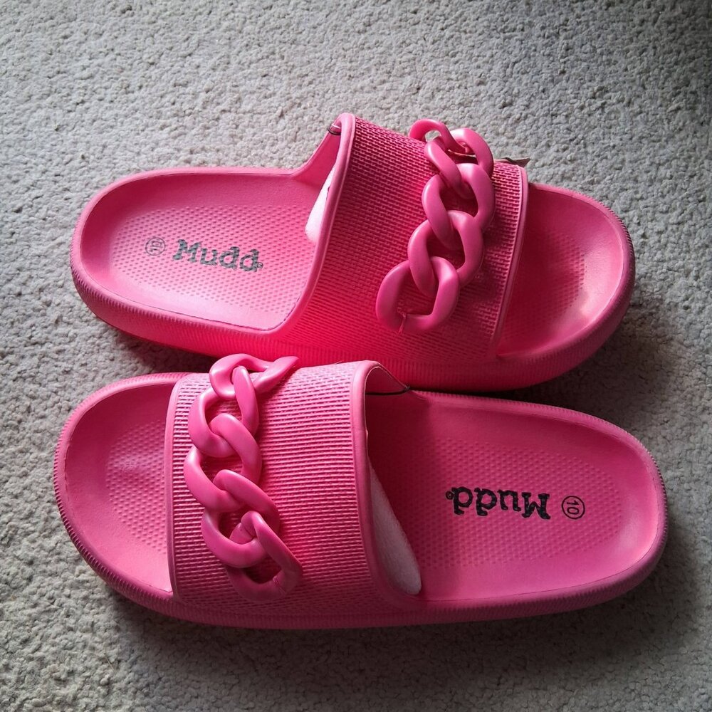 Women's Mudd Aloha Sandals Slides Pink Chain Accent sz 10 - Picture 2 of 3